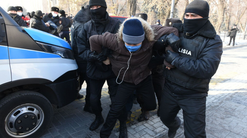 Мошенники оформляли кредиты на жителей Кокшетау и Алматы