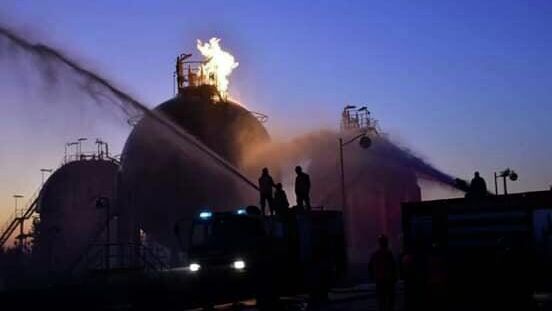 На стадионе в Алеппо вспыхнул крупный пожар, пишут СМИ