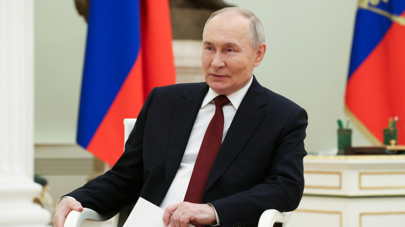Путин призвал ориентироваться на хорошую подготовку кадров