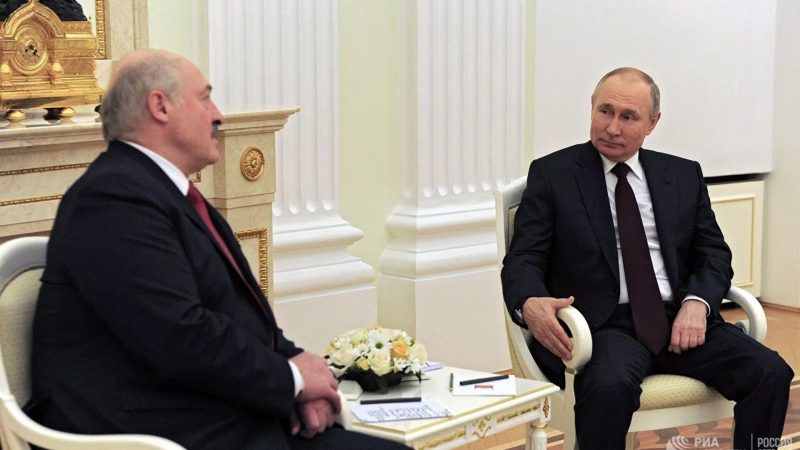 Путин распорядился подписать договор с Беларусью о гарантиях безопасности в рамках СГ