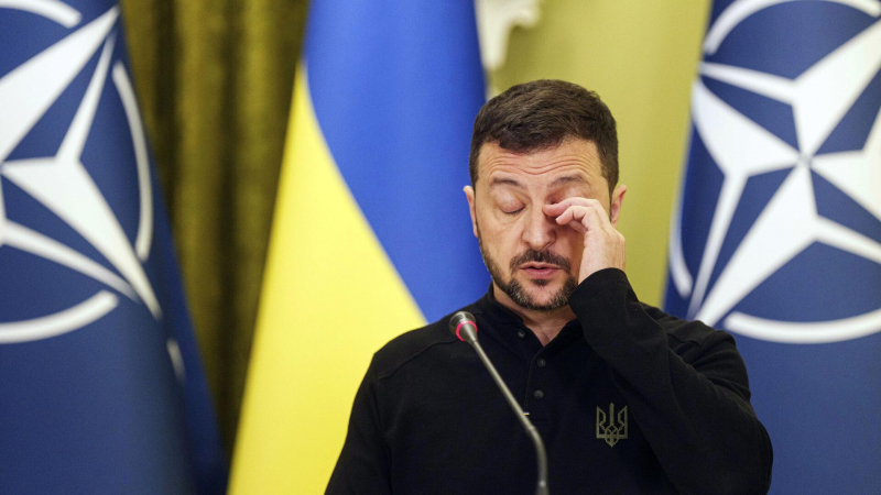 В Раде прокомментировали слухи о бегстве Зеленского в Лондон