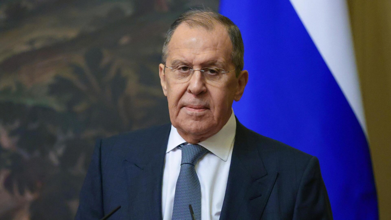 Лавров и глава МИД Венгрии обсудили в Москве двусторонние отношения