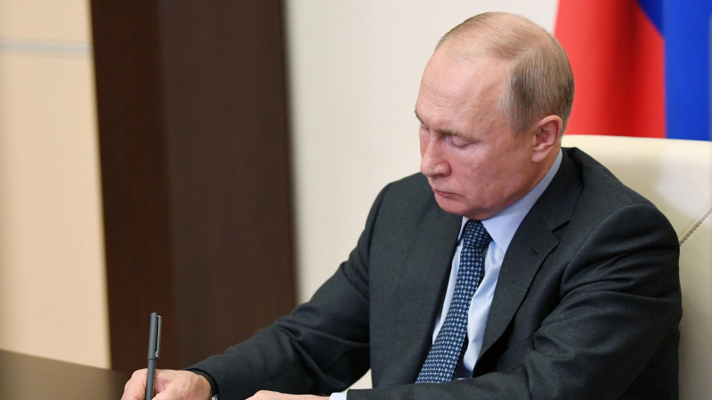 Путин подписал закон о технологической политике