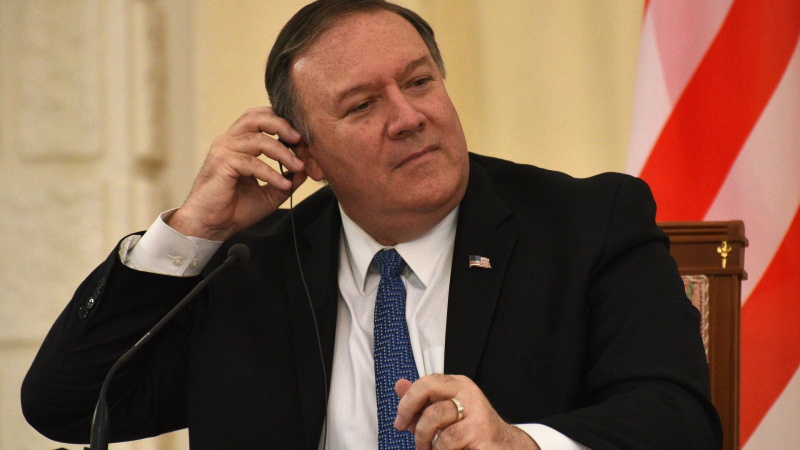 СМИ: Такер Карлсон препятствовал вхождению Помпео в администрацию Трампа