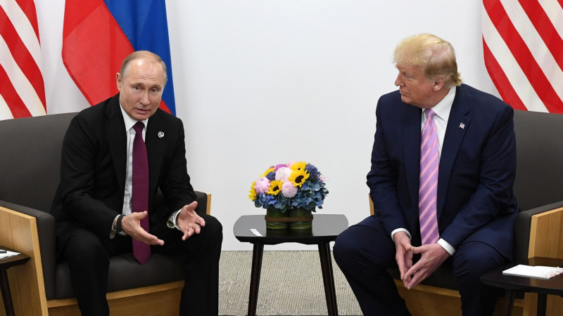 В Кремле ответили на вопрос о возможном разговоре Путина с Трампом