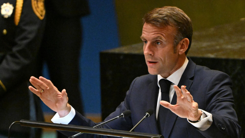Володин: попытка Макрона удержать власть не удалась