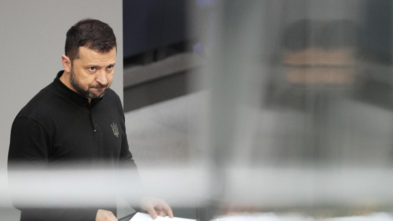 "Зеленский помог". На Западе рассказали, что США и ЕС сделали на Украине